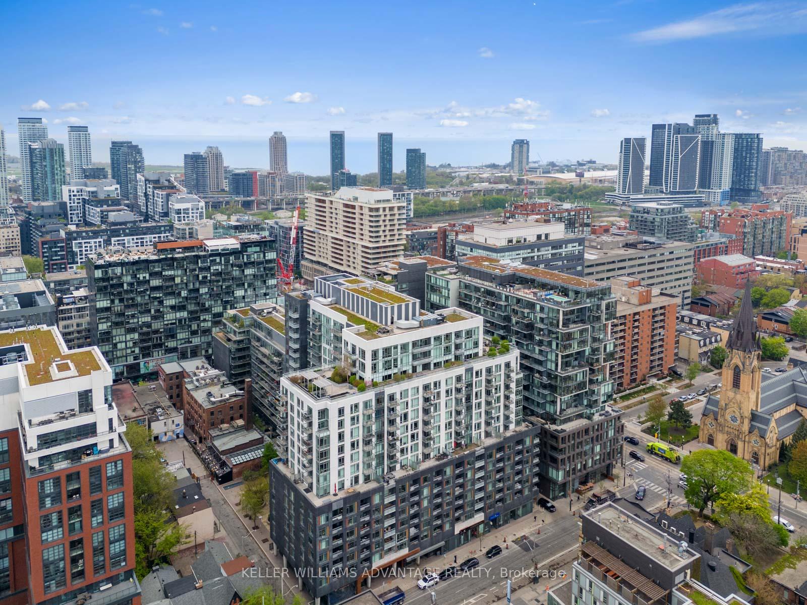 2 Bedrooms Condo at 525 Adelaide, Toronto For sale
