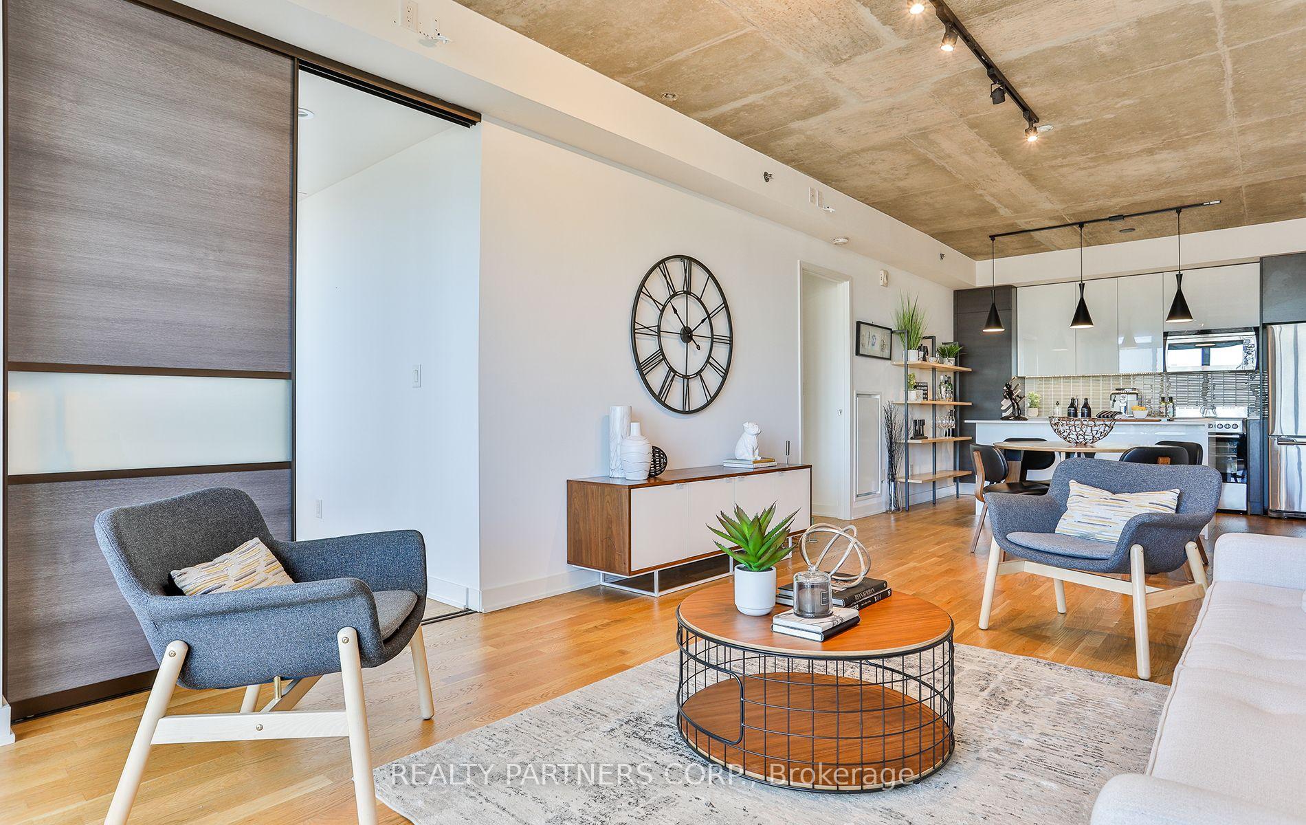 3 Bedrooms Condo at 8 Dovercourt,  Toronto For sale