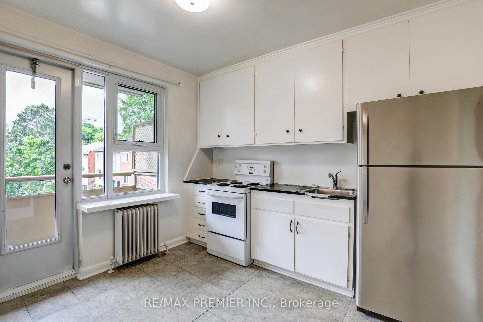 2 Bedrooms Co-op at 8 Corinth, Toronto For sale