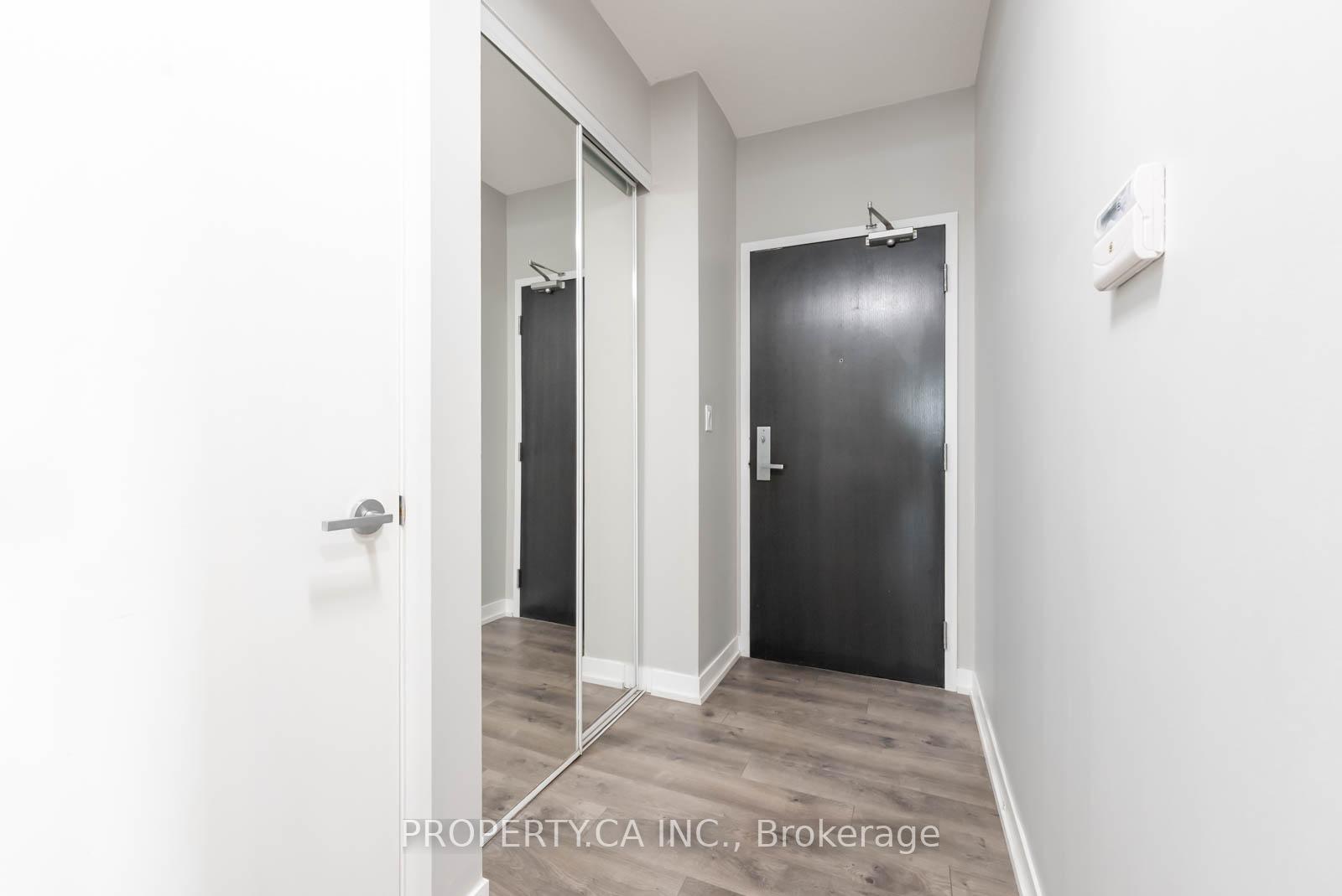 2 Bedrooms Condo at 165 Legion, Toronto For sale