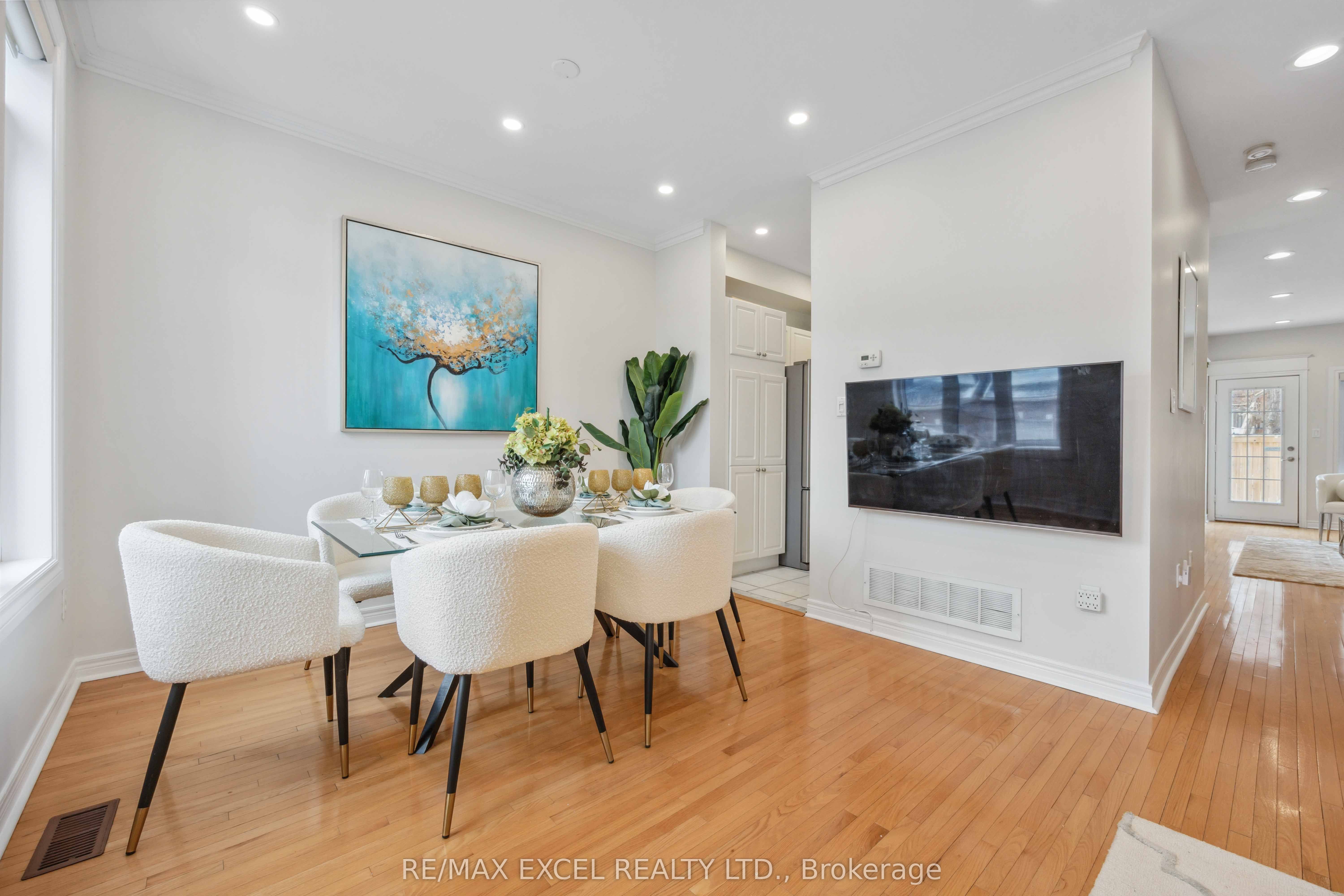 255 Shaftsbury Avenue, #66