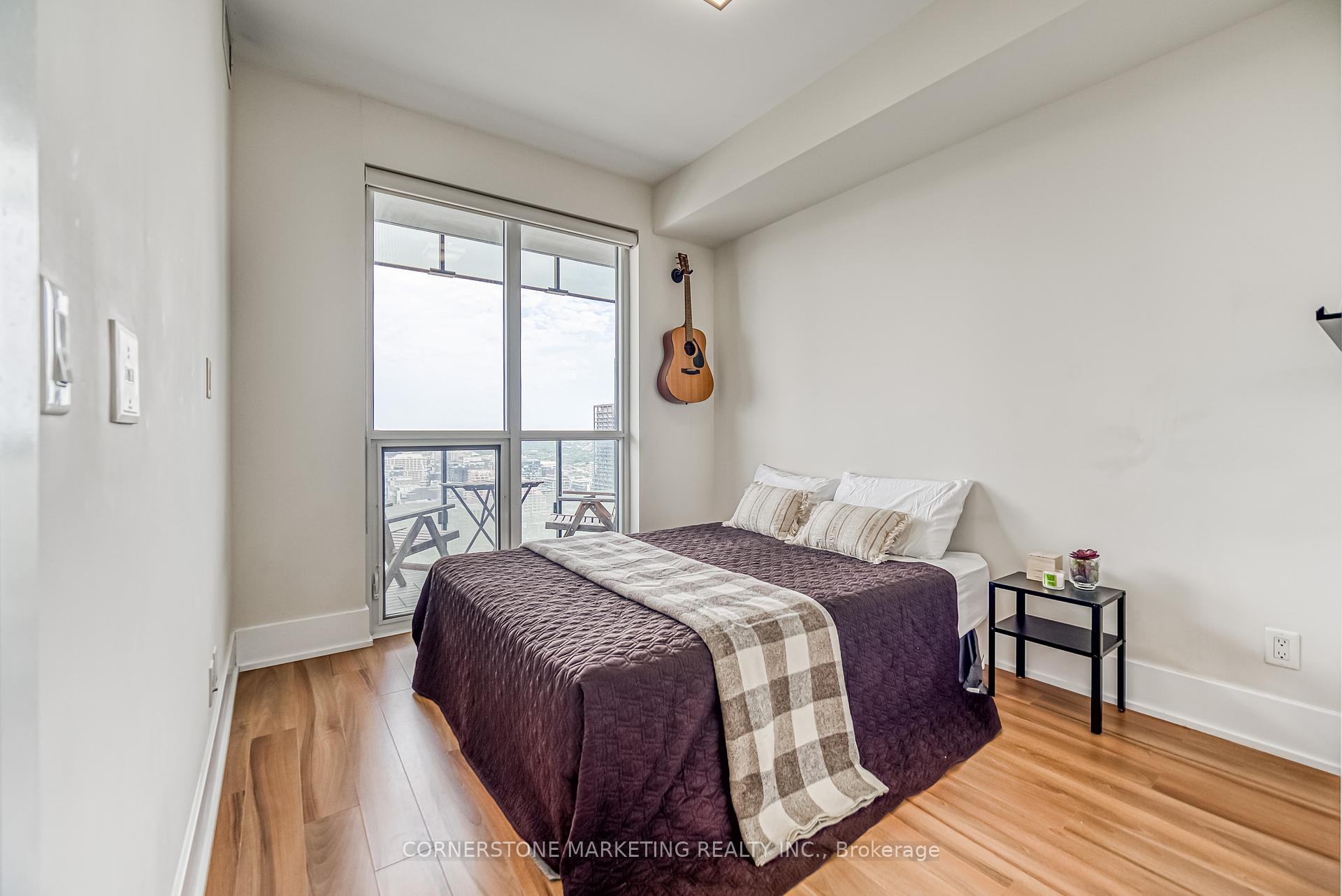 1 Bedroom Condo at 300 Front, Toronto For sale