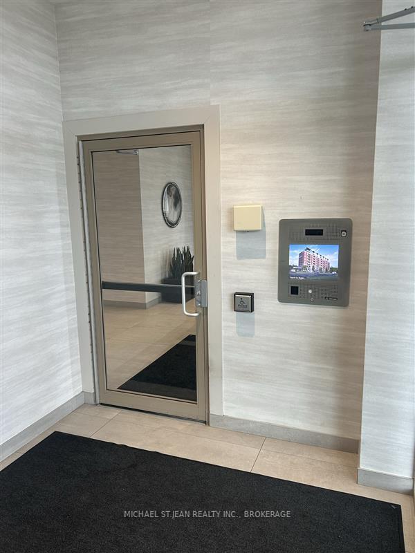 2 Bedrooms Condo at 2750 King,  Hamilton For sale