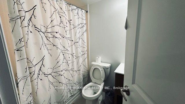 3 Bedrooms Condo at 80 Esther Lorrie, Toronto For sale