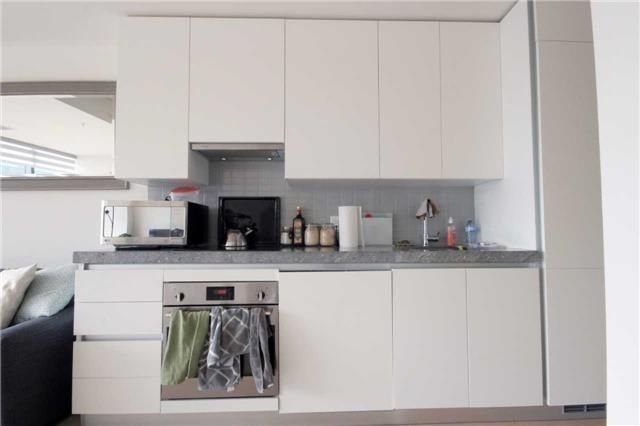 629 King Street W 1012