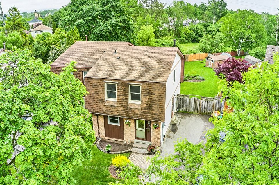 1269 Ludlow