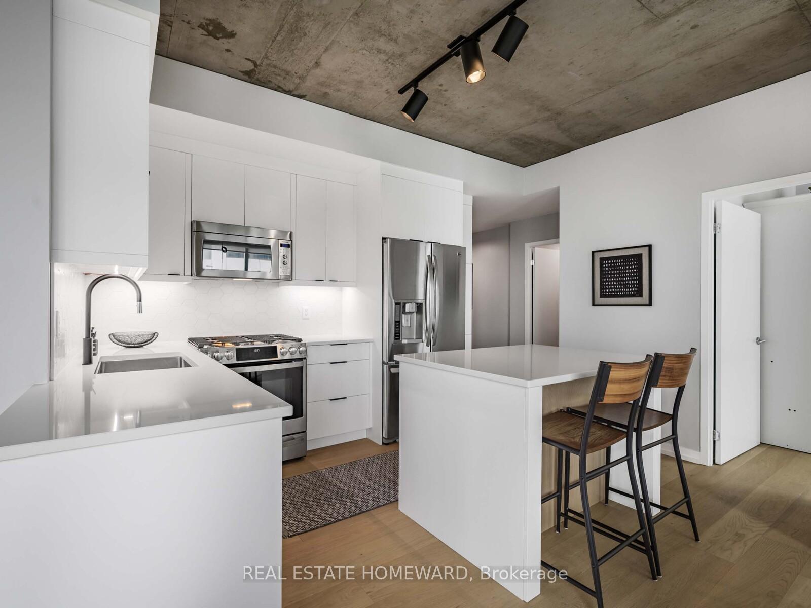 2 Bedrooms Condo at 38 Niagara, Toronto For sale