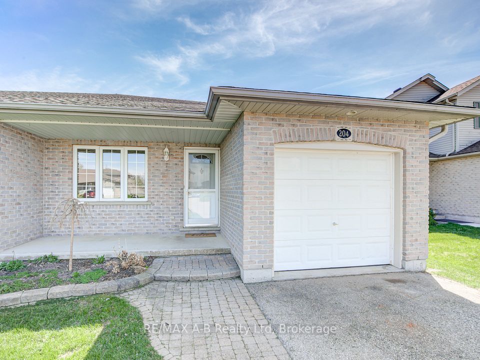 204 Frederick Court, East Zorra-Tavistock, ON N0B 2R0