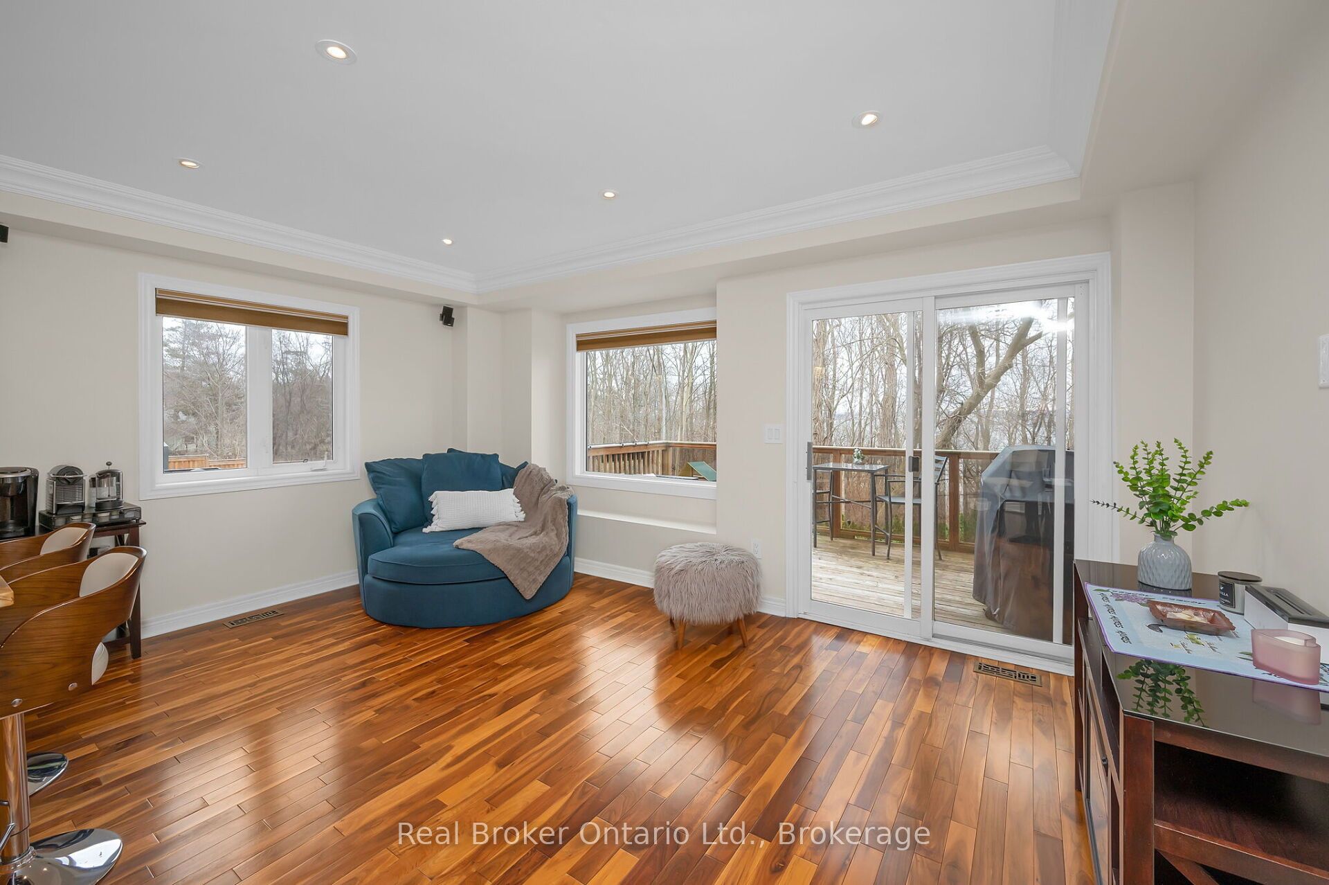 710 Spring Gardens Road, #98