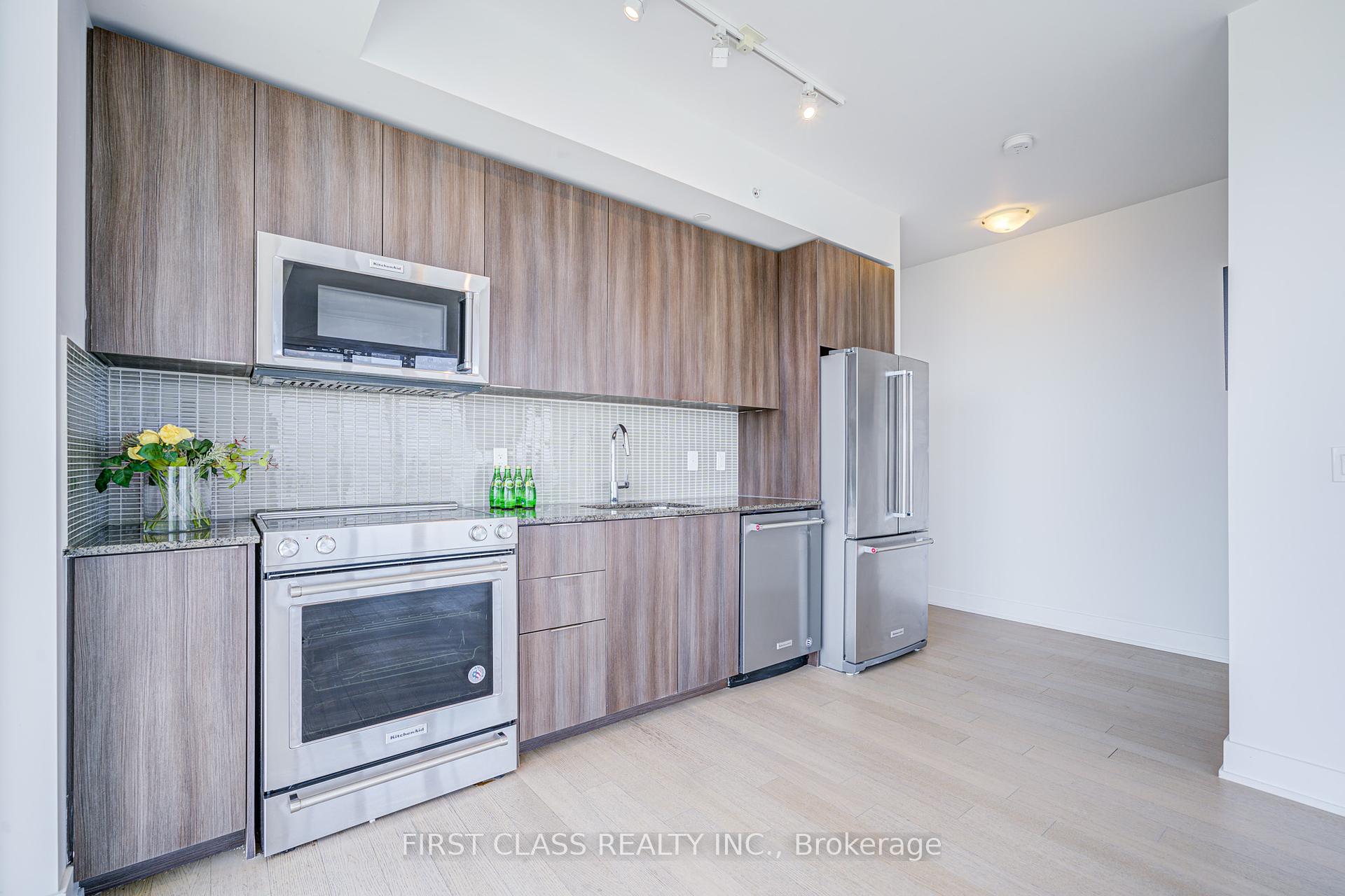 2 Bedrooms Condo at 20 Shore Breeze, Toronto For sale