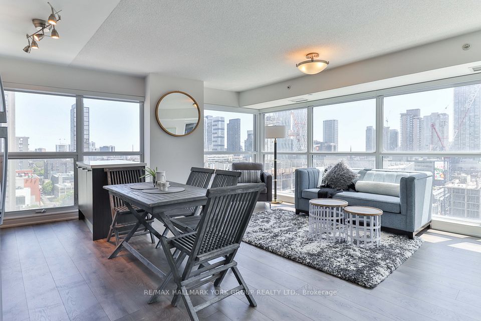 386 Yonge
