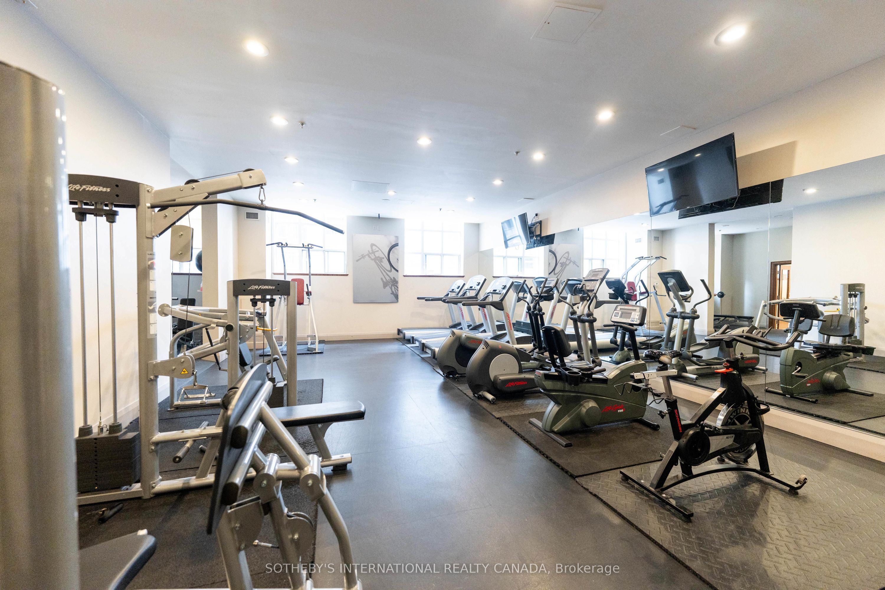 438 Richmond Street W, #1406