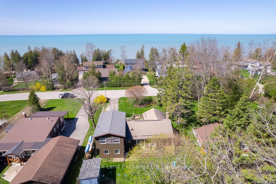 180 Huron