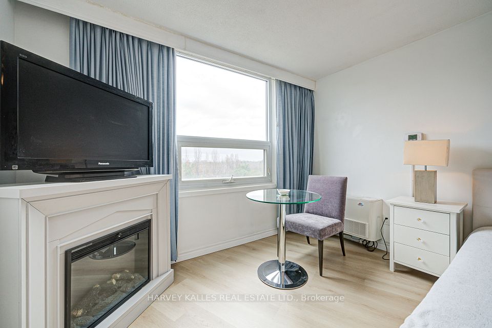 625 The West Mall N/A 507
