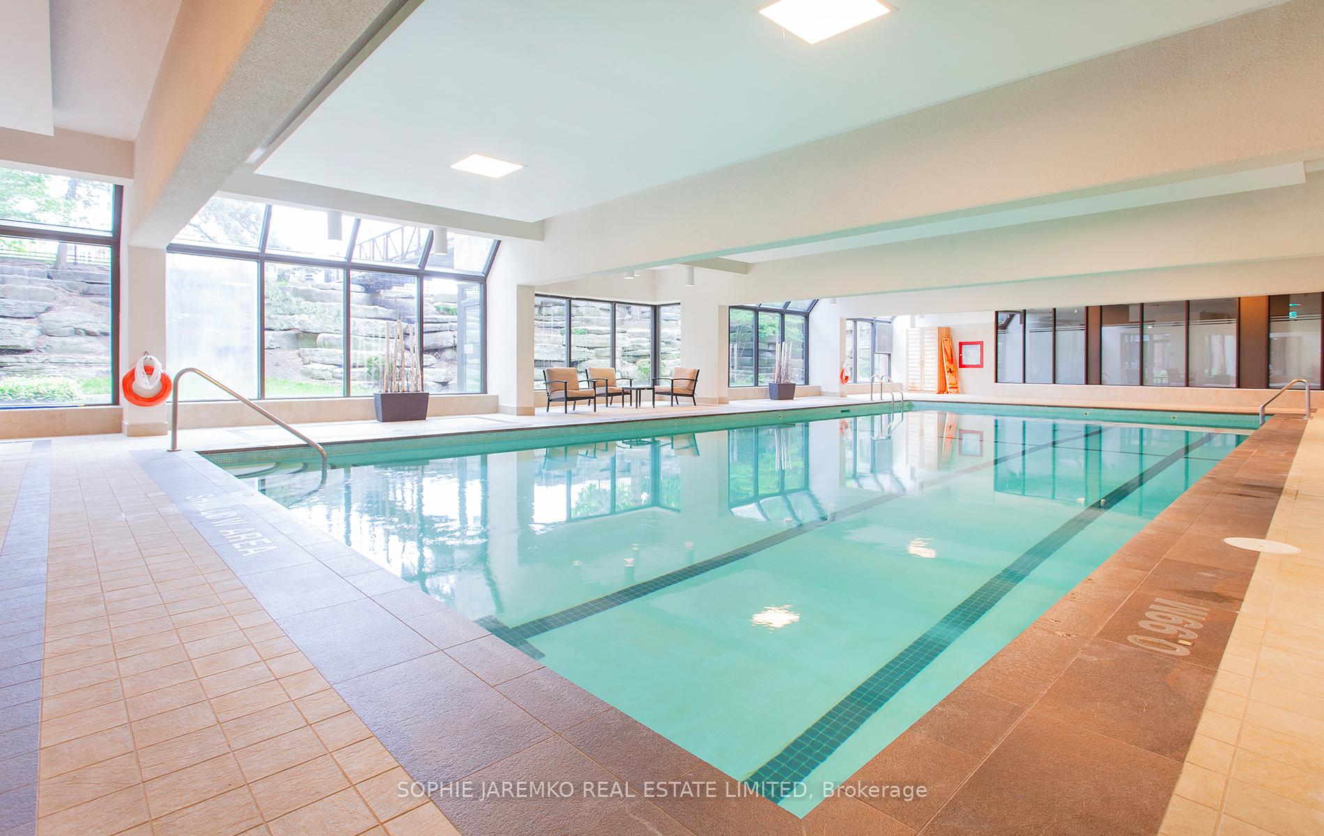 3 Bedrooms Condo at 22 Southport, Toronto For sale