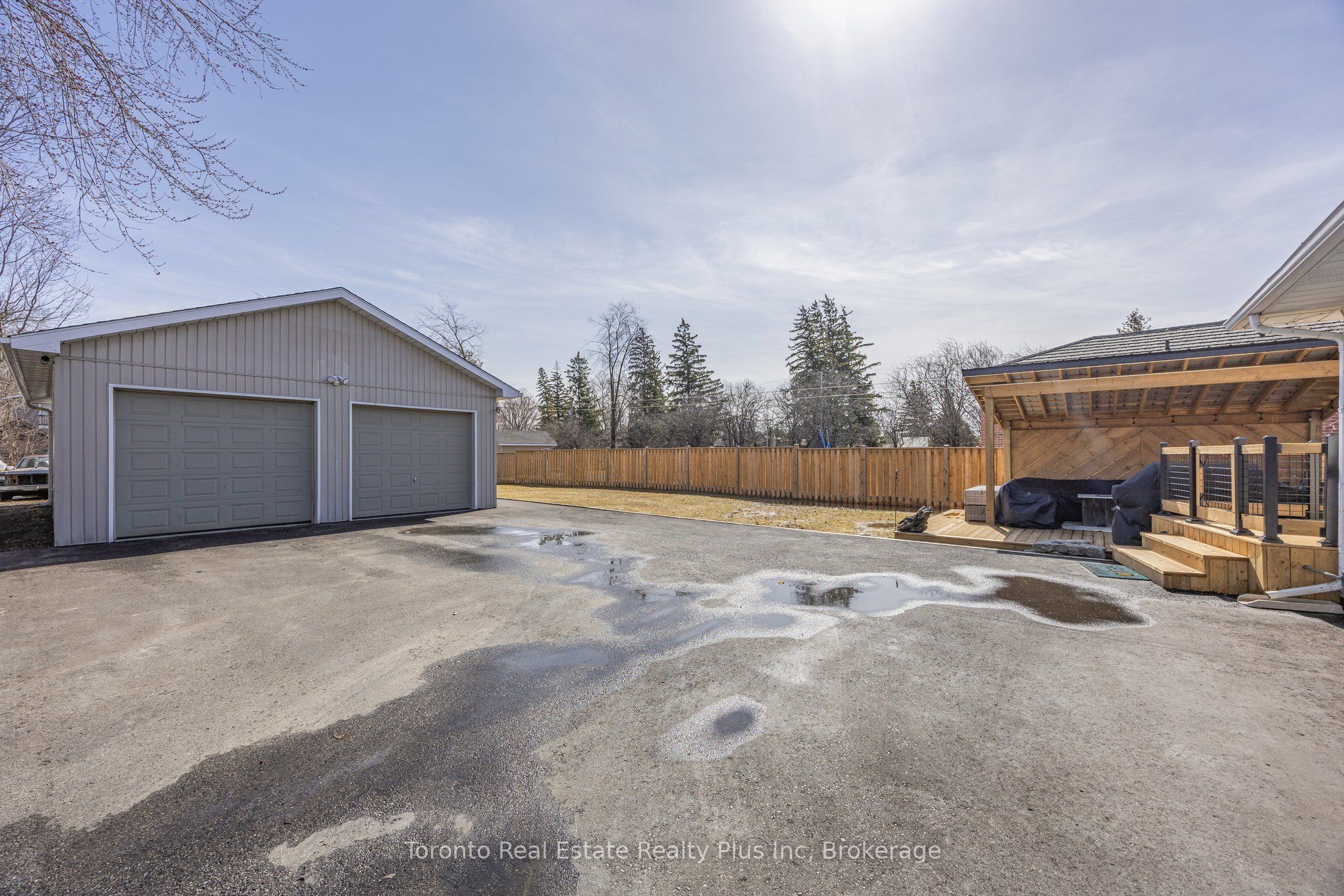 25 Windy Shore Drive, Georgina, ON L4P 1N1