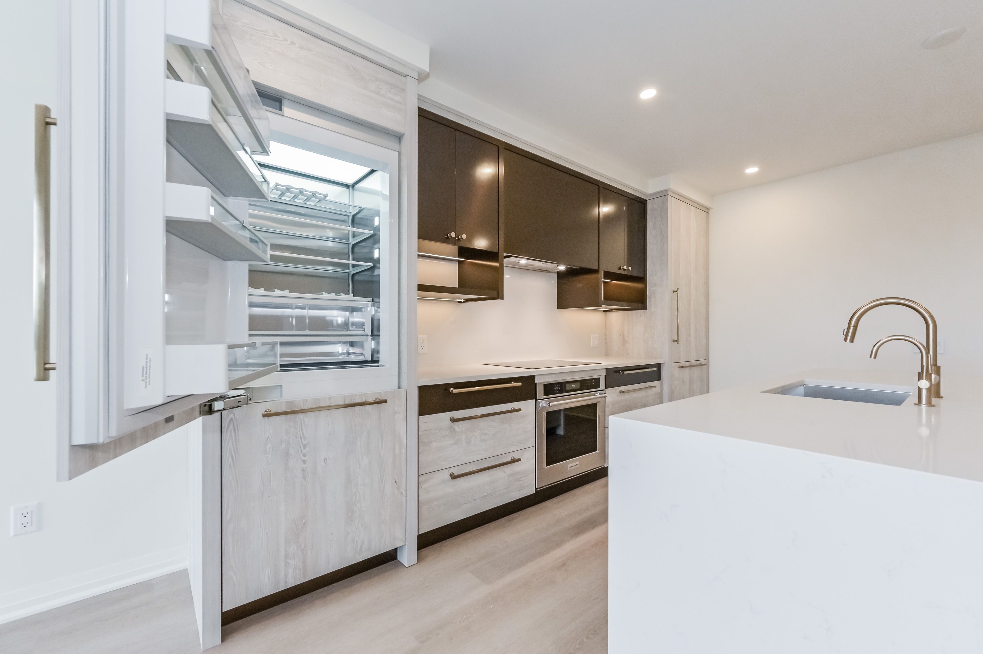 6523 Wellington 7 Road 402