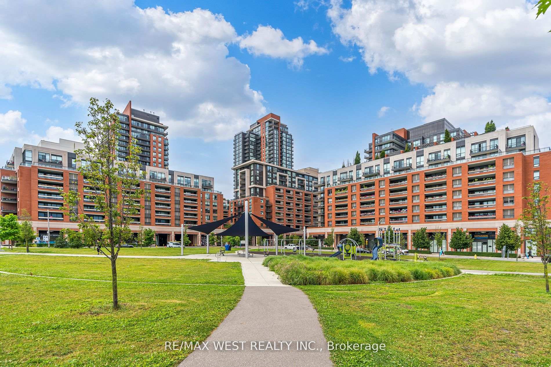 2 Bedrooms Condo at 830 Lawrence, Toronto For sale
