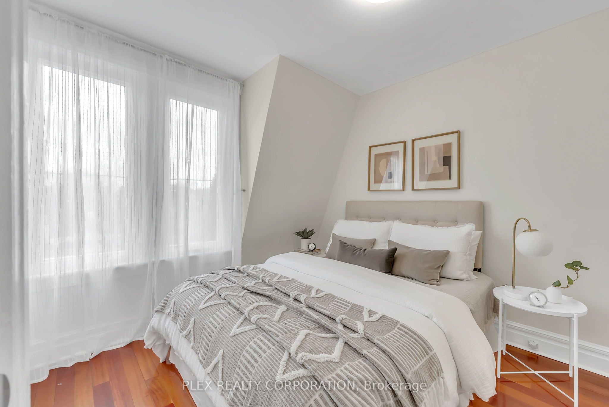 52 Poucher Street