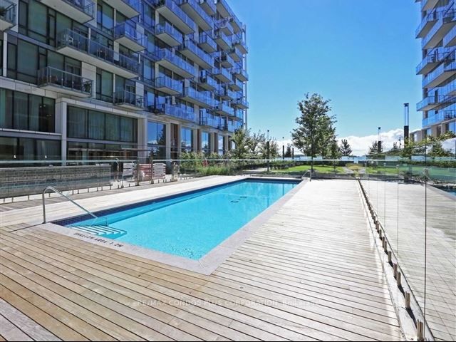 39 Queens Quay