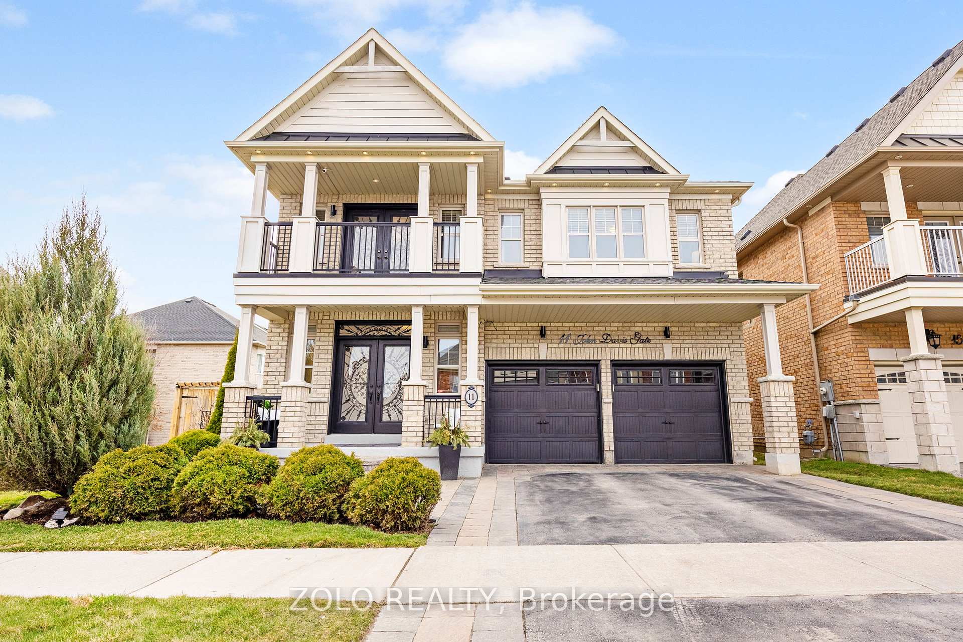 11 John Davis Gate, Whitchurch-Stouffville, ON L4A 1V5