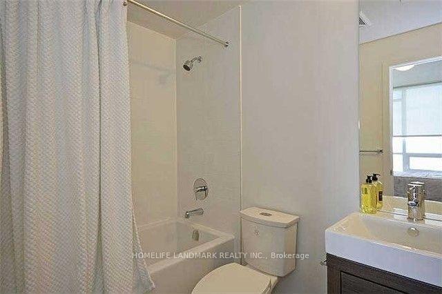 2 Bedrooms Condo at 66 Forest Manor, Toronto For sale