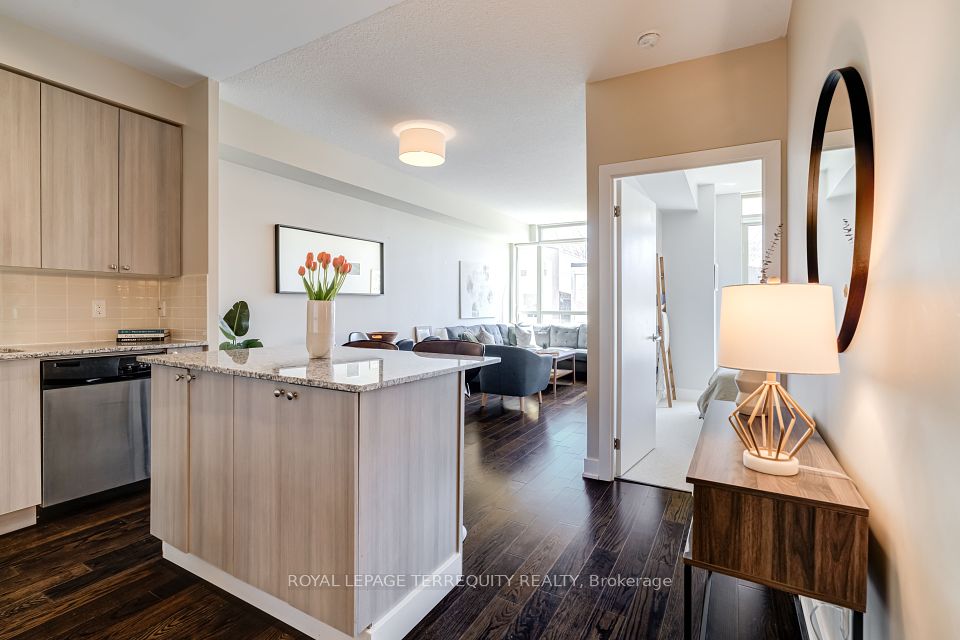 1638 Bloor