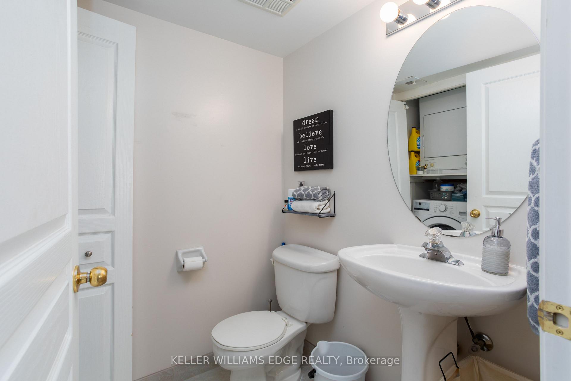 1 Bedroom Condo at 2585 Erin Centre,  Mississauga For sale