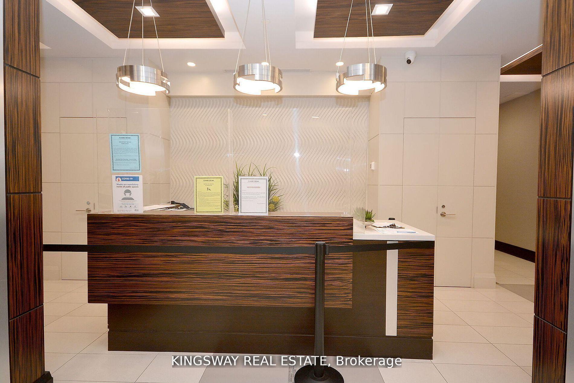 #217 – 349 RATHBURN Road, Mississauga, ON L5B 0G9