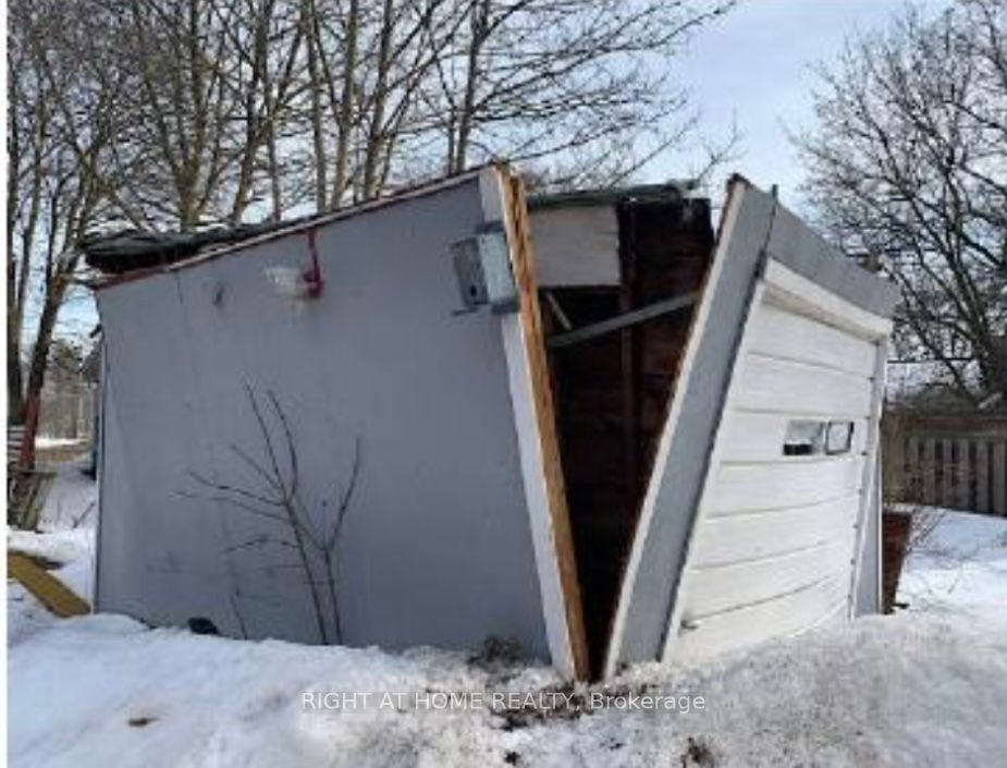 1590 4th Avenue, Owen Sound, ON N4K 4X3