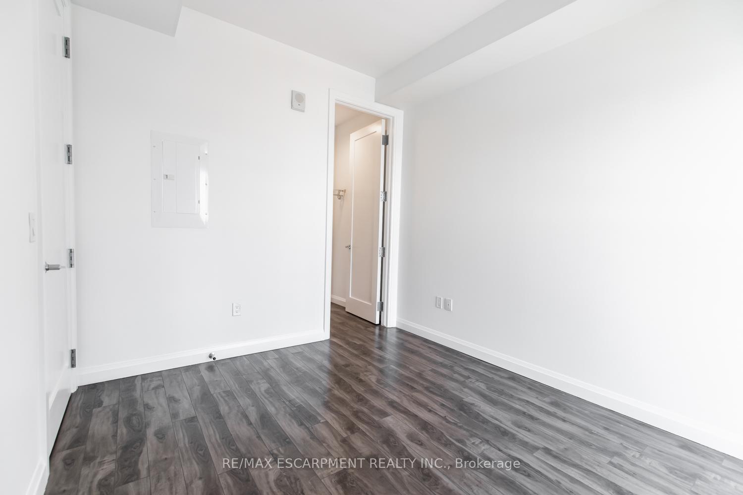1 Bedroom Condo at 112 King,  Hamilton For sale