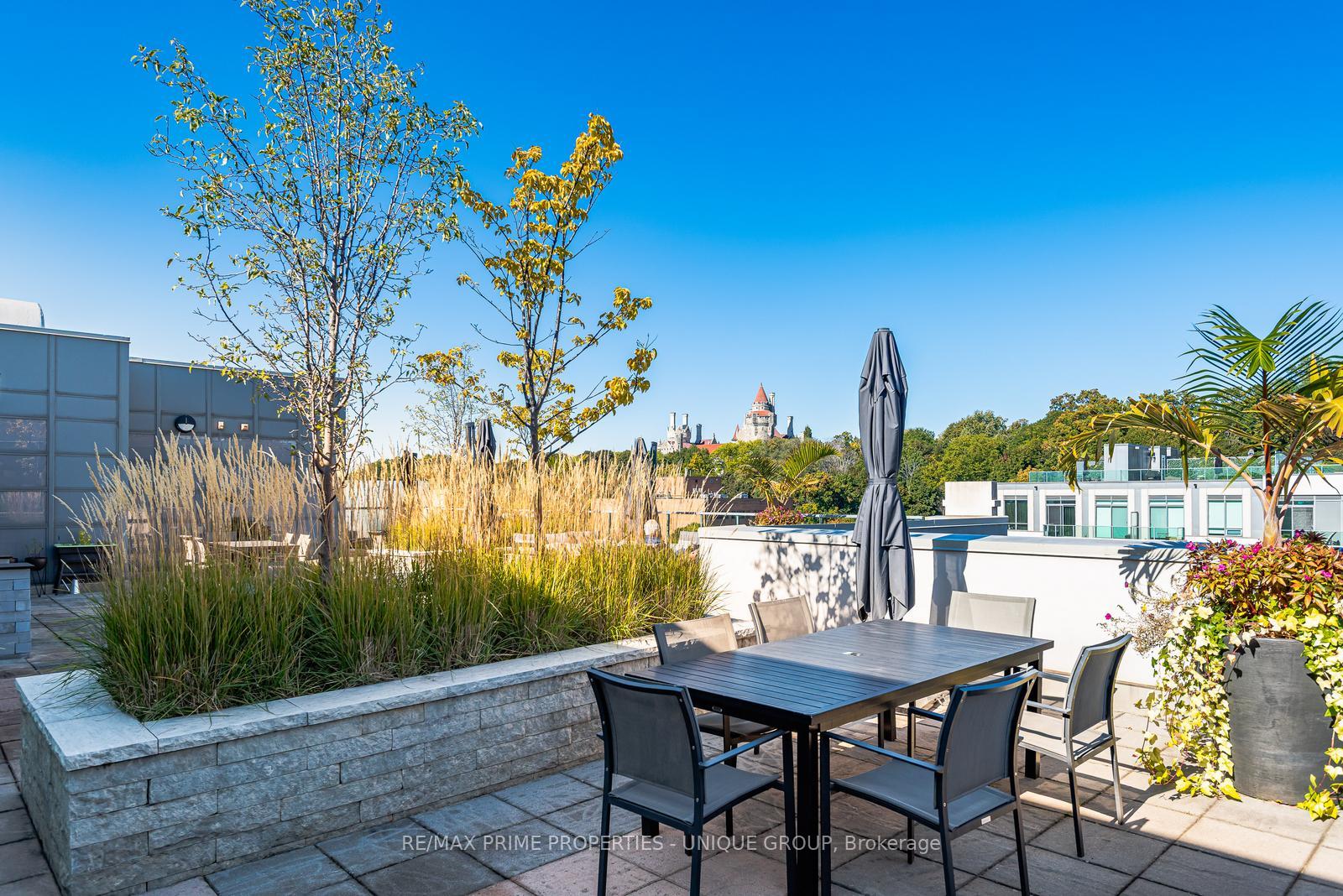 1 Bedroom Condo at 380 Macpherson, Toronto For sale