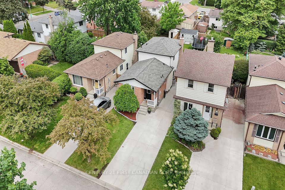 565 Ferndale