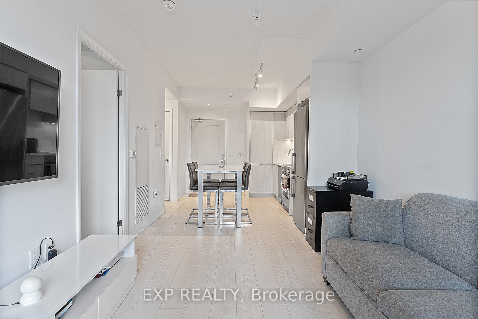 1 Bedroom Condo at 26 Gibbs, Toronto For sale
