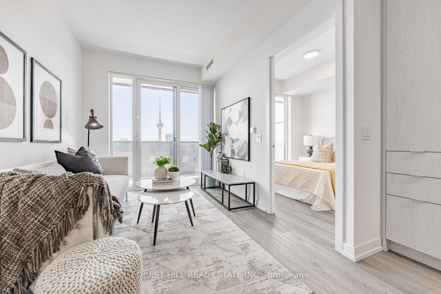3 Bedrooms Condo at 55 Cooper, Toronto For sale
