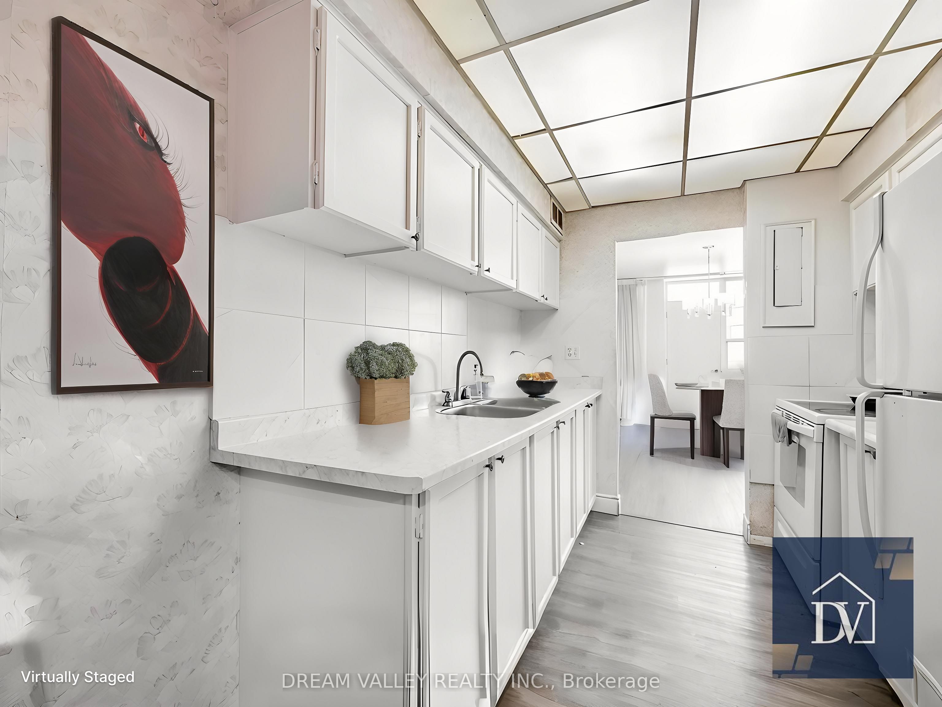 3420 EGLINTON Avenue E, #505