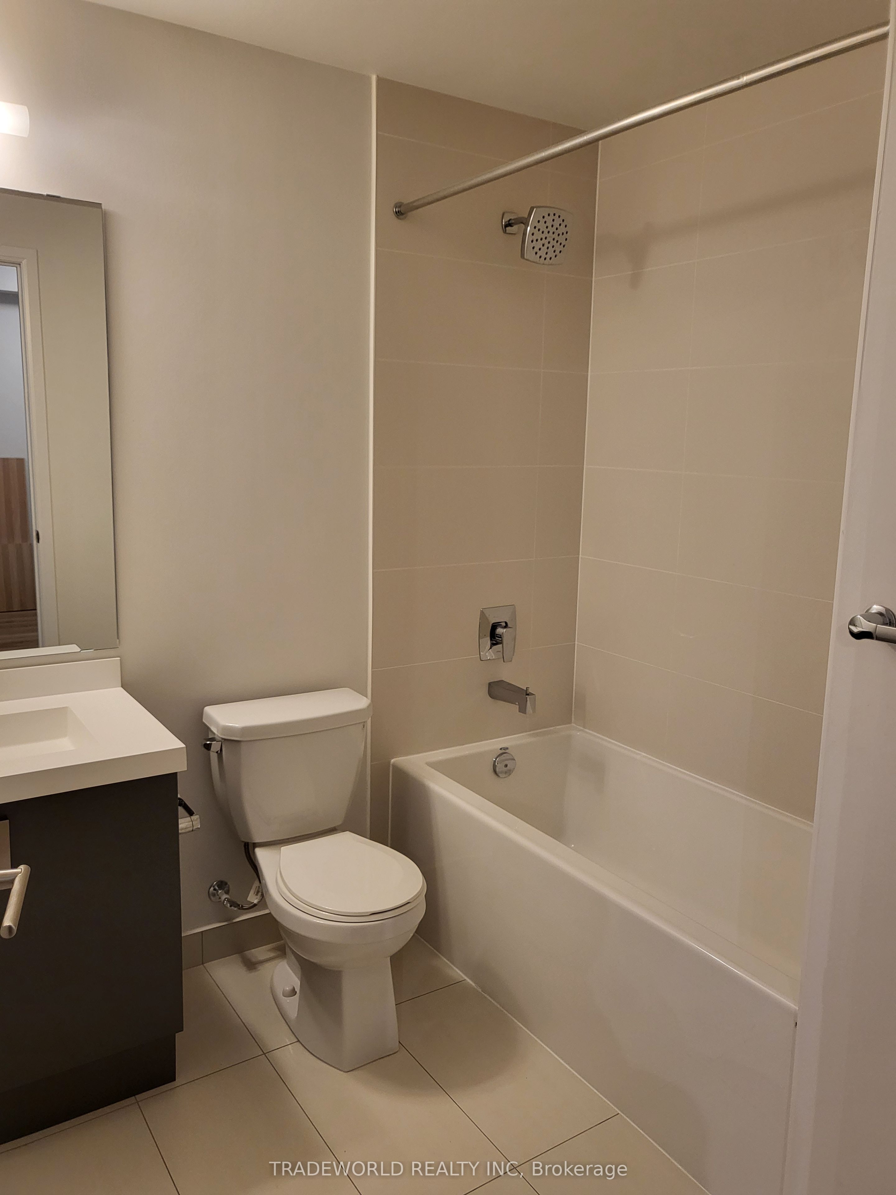7895 Jane Street, #1911