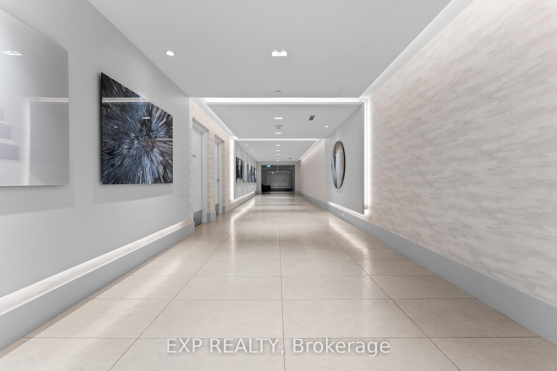 2 Bedrooms Condo at 30 Gibbs, Toronto For sale