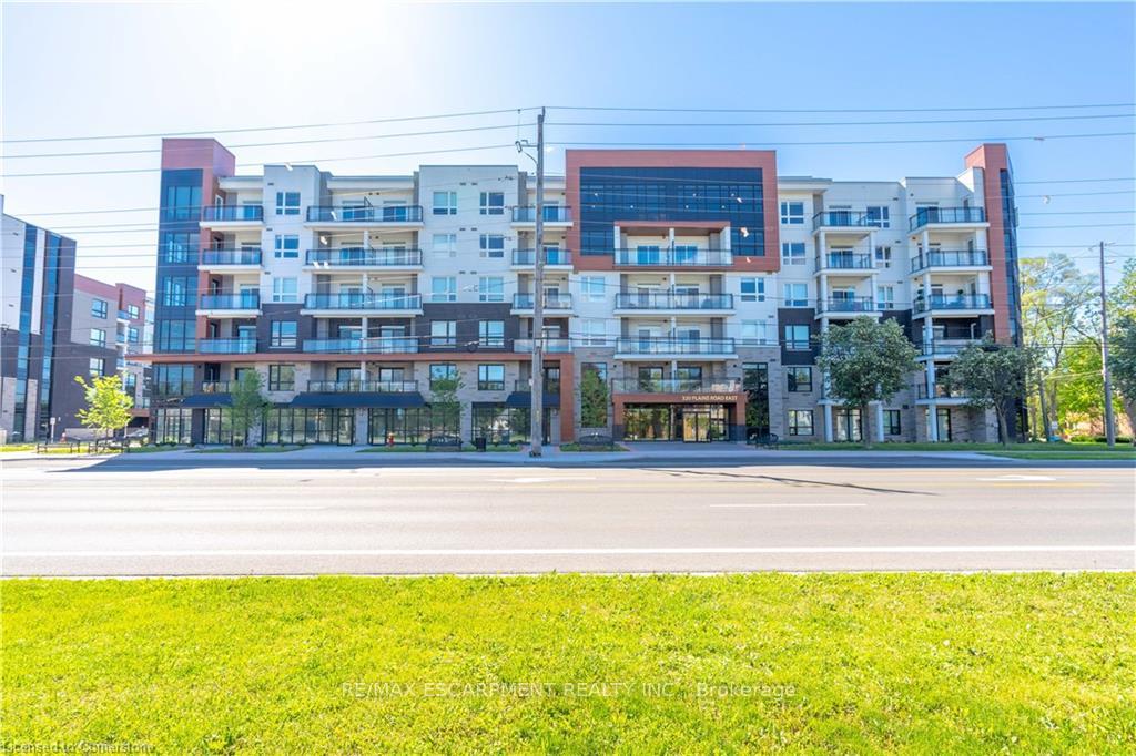 1 Bedroom Condo at 320 Plains, Burlington For sale