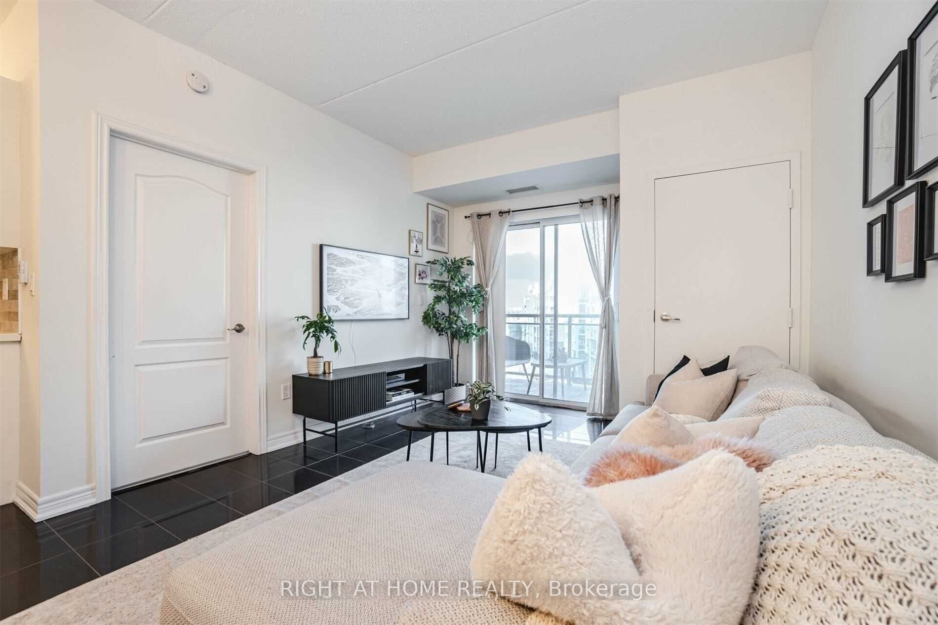 1421 Costigan Road, #512