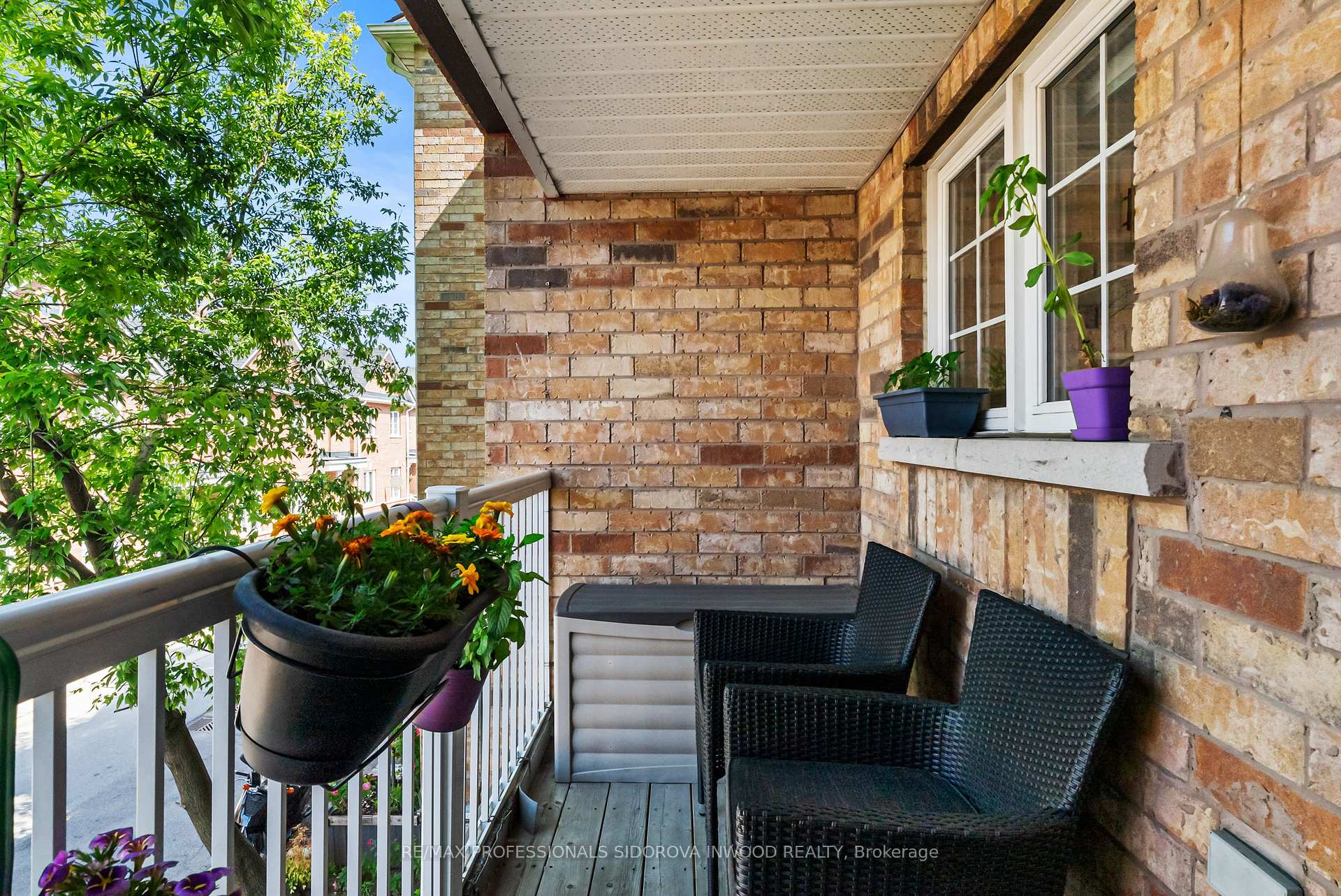 3 Bedrooms Condo at 130 Brickworks, Toronto For sale