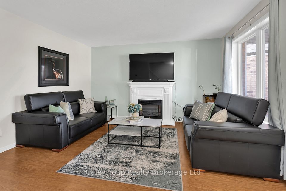27 Crusoe Place, Ingersoll, ON N5C 4G2
