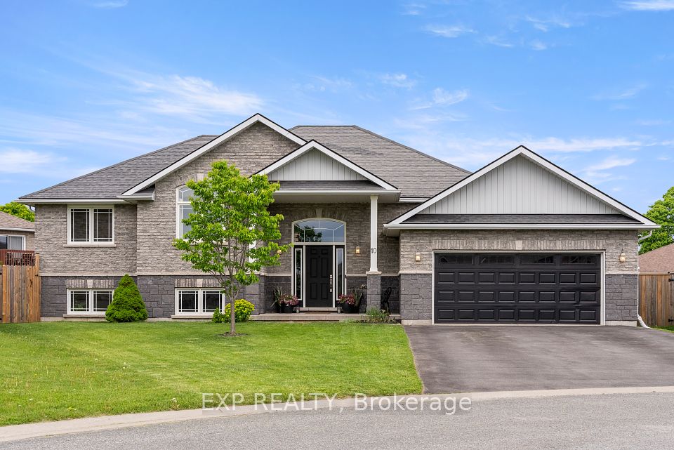 10 Spencer Court, Quinte West, ON K8V 6X3