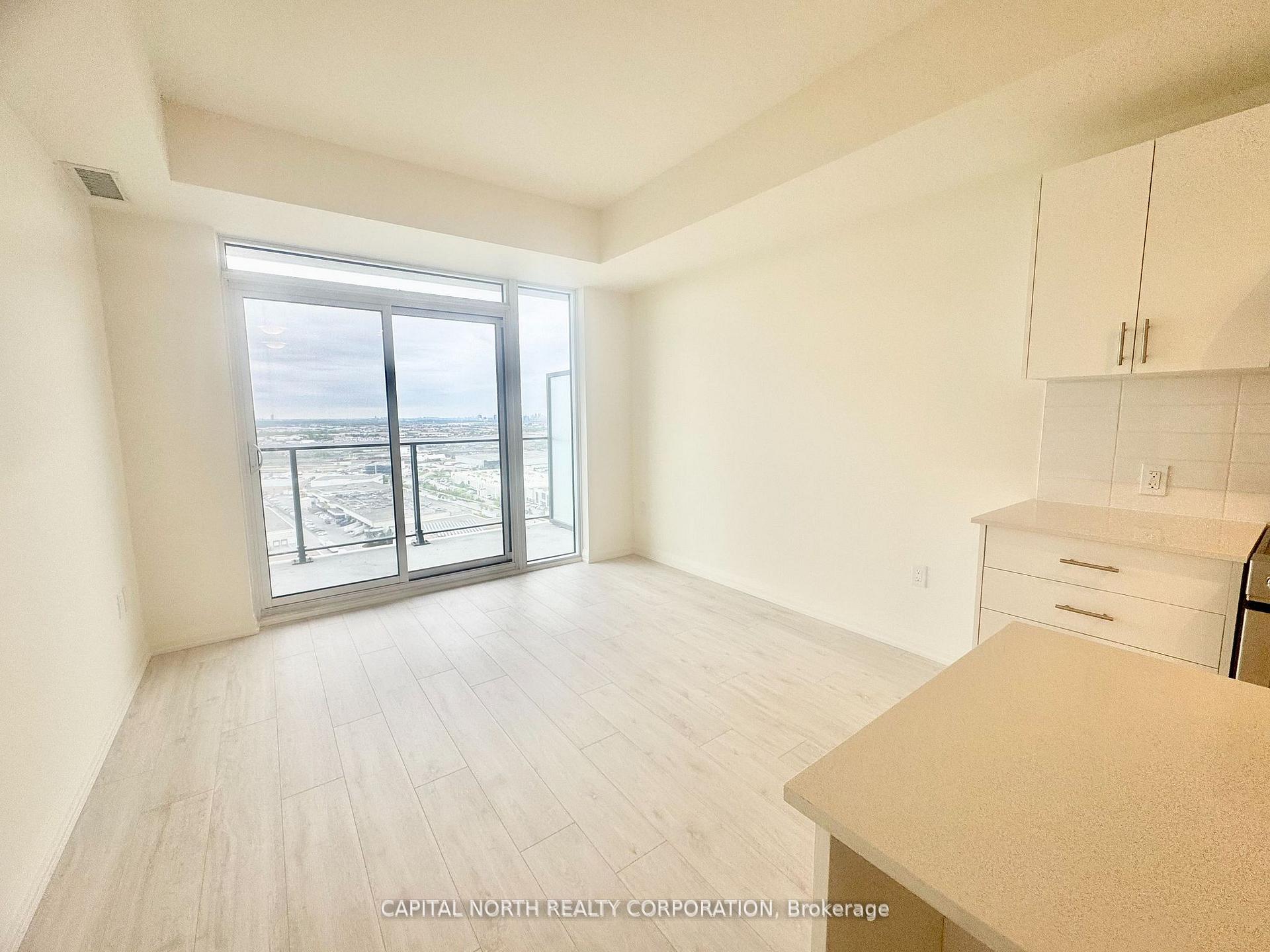 1 Bedroom Condo at 8960 Jane, Vaughan For sale