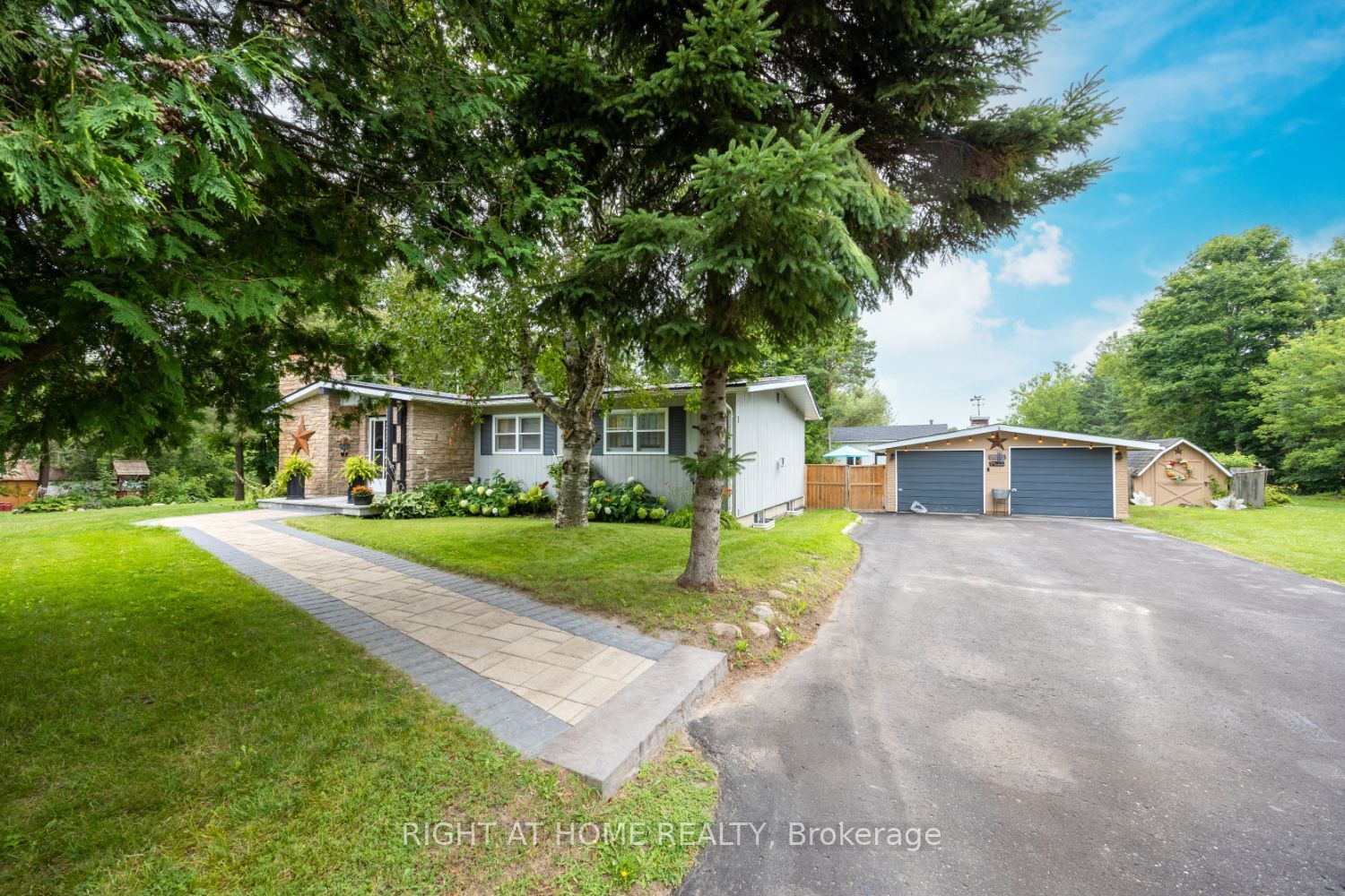 141 Platten Boulevard, Scugog, ON L9L 1B4