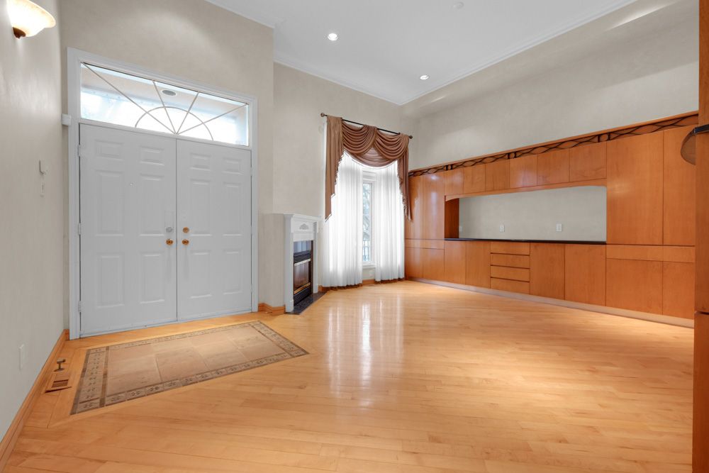 3348 Bayview Avenue I
