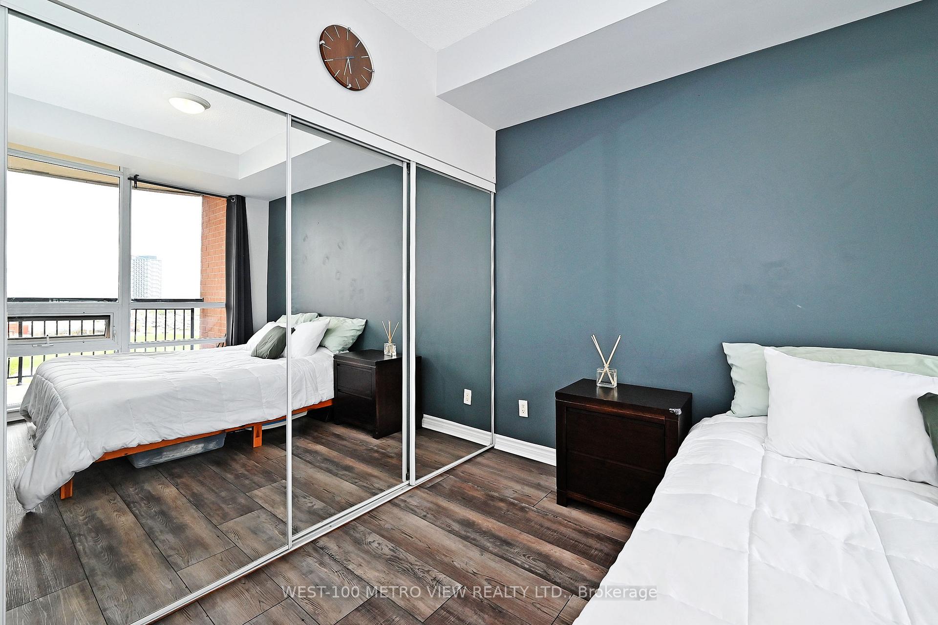 2 Bedrooms Condo at 2365 CENTRAL PARK, Oakville For sale