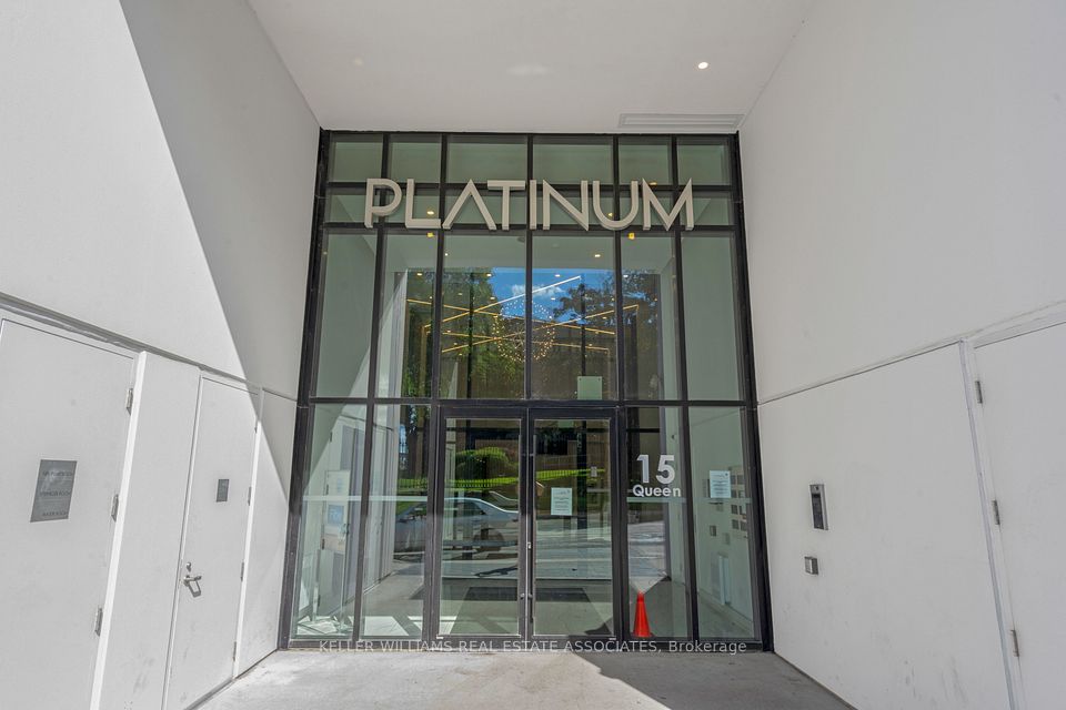 #1702 - 15 Queen Street, Hamilton, ON L8P 0C6