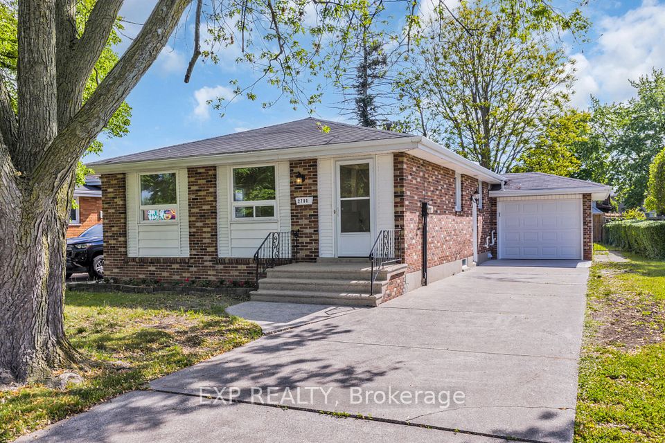 2780 Forest Glade Drive, Windsor, ON N8R 1L1