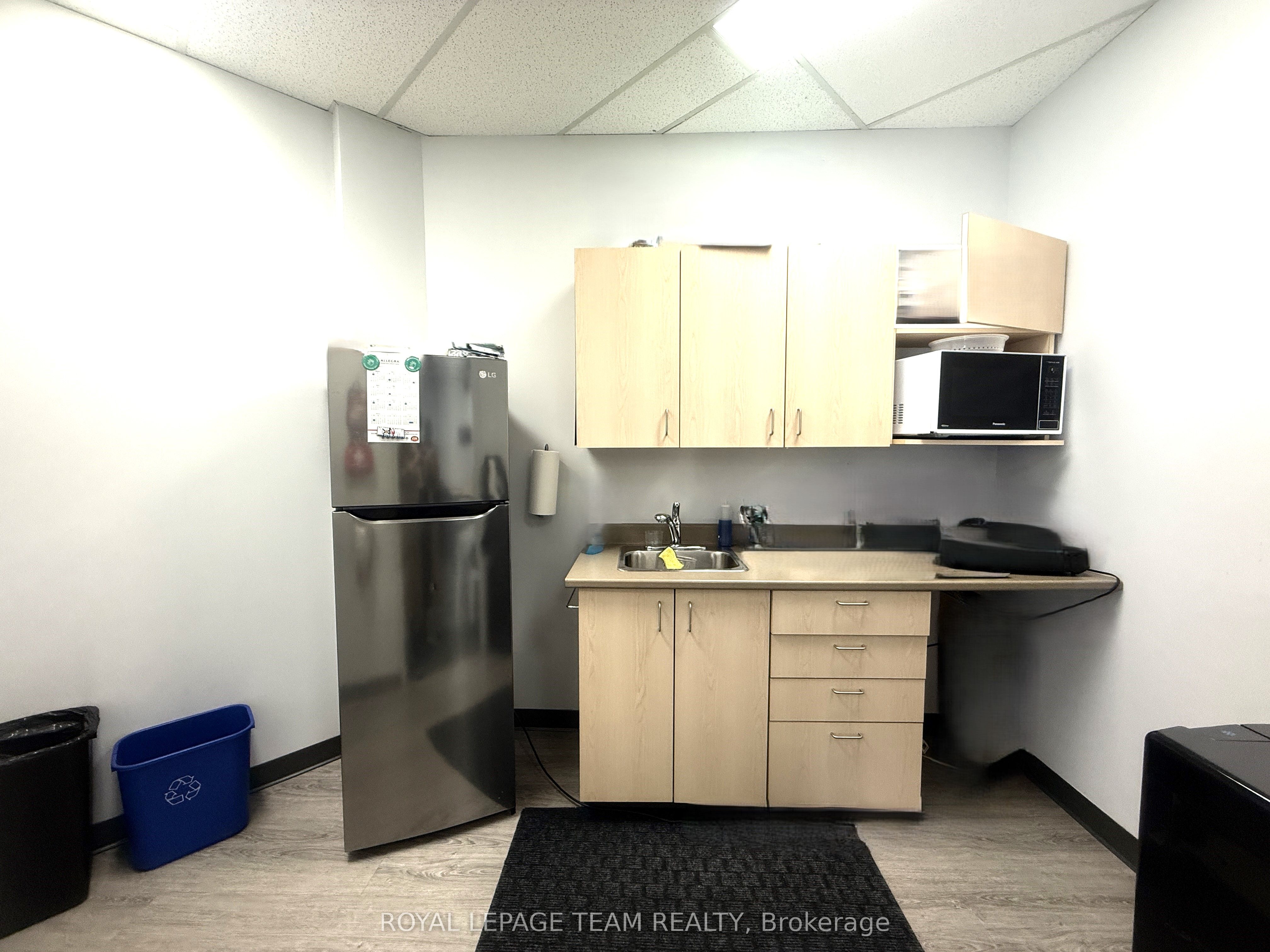 106 COLONNADE Road, #115